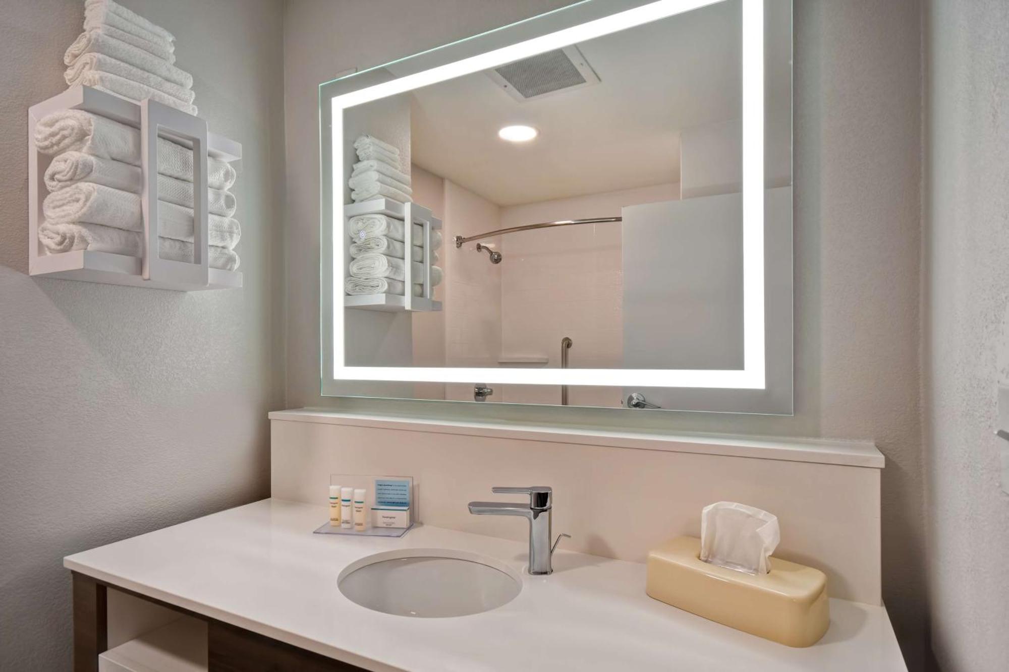 Hampton Inn Potomac Mills Woodbridge Kültér fotó