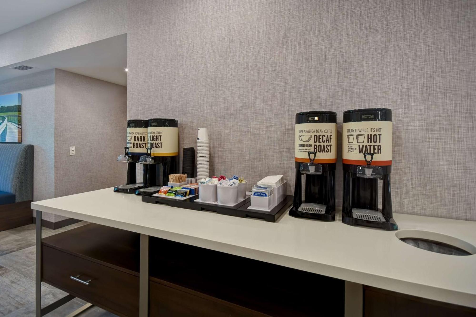 Hampton Inn Potomac Mills Woodbridge Kültér fotó